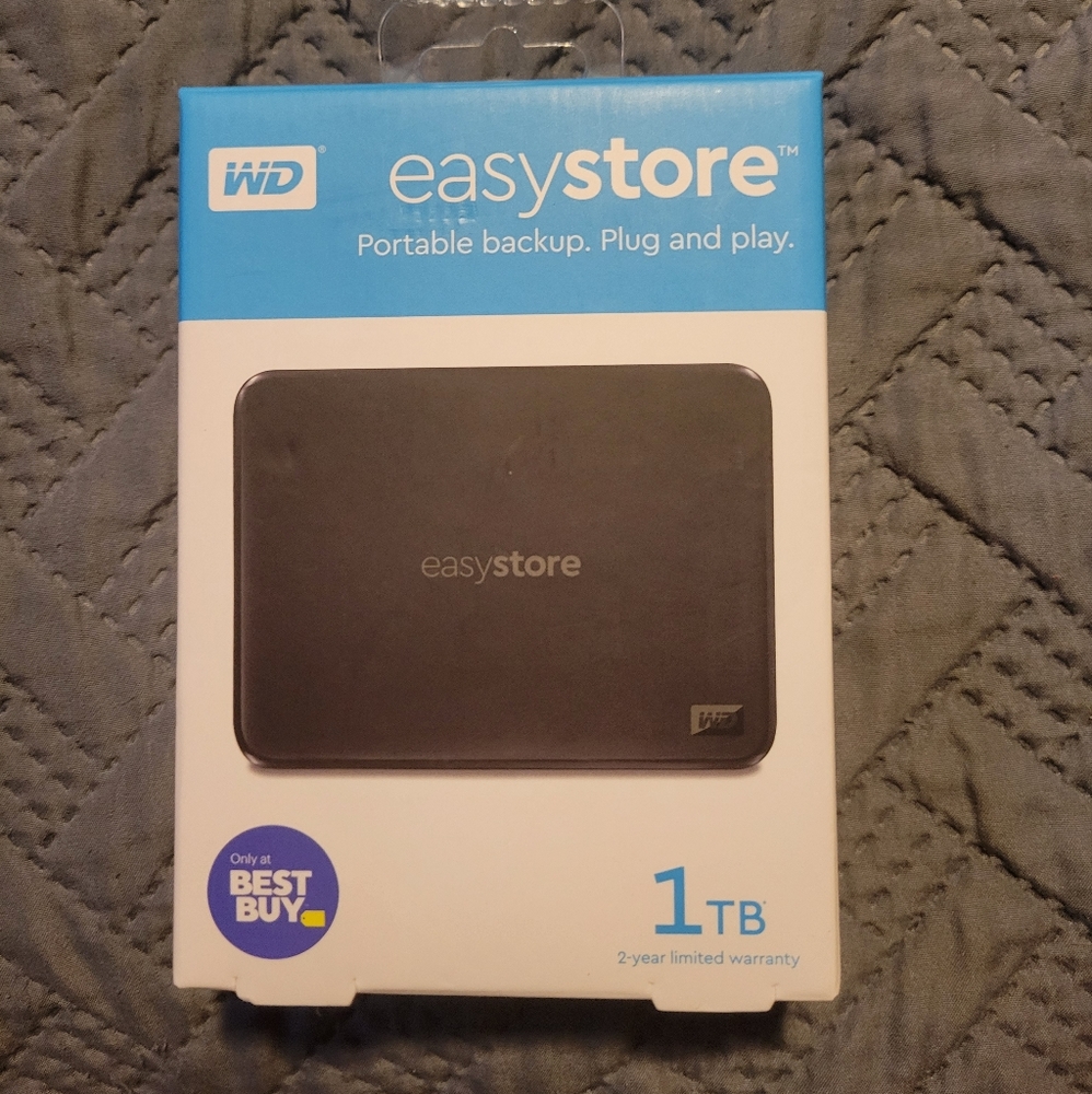 EasyStore portable backup 1TB